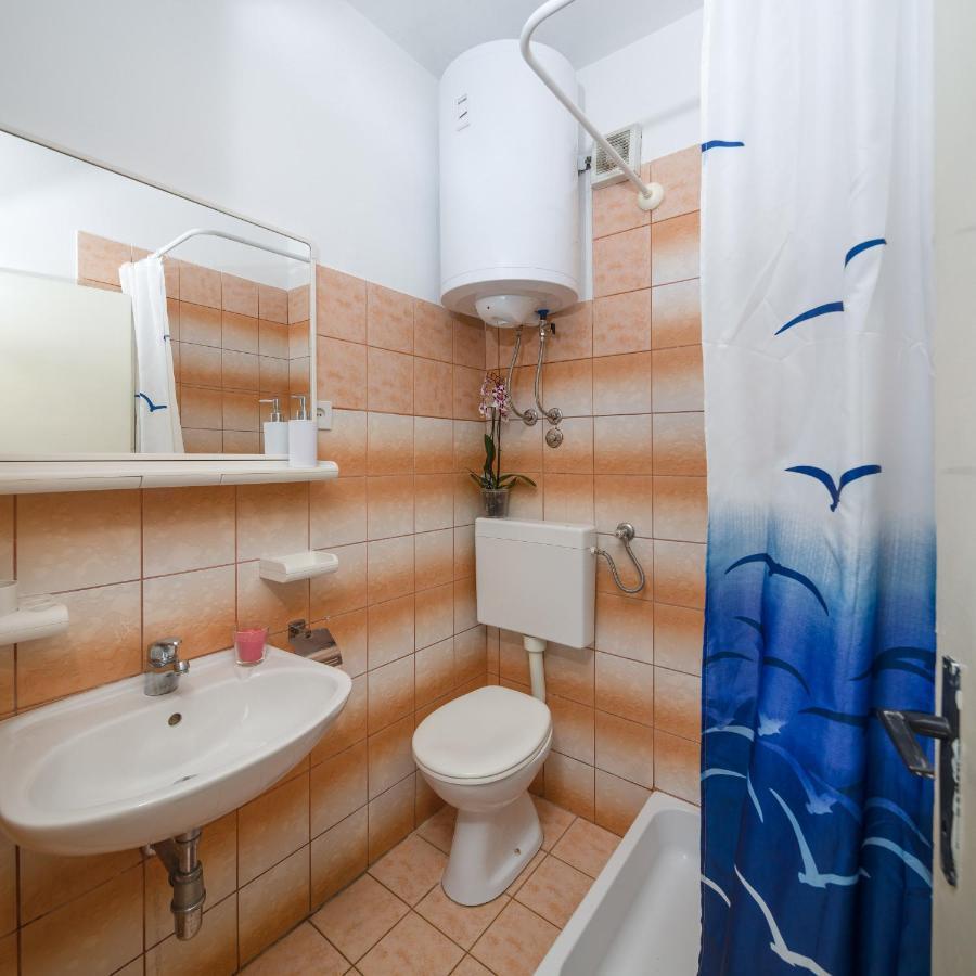 Duće Beach Apartments "Bili Cvitak" מראה חיצוני תמונה