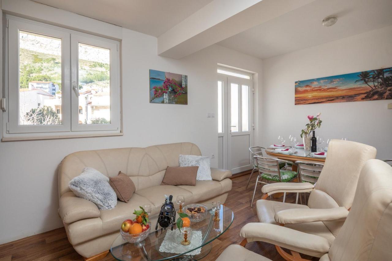 Duće Beach Apartments "Bili Cvitak" מראה חיצוני תמונה