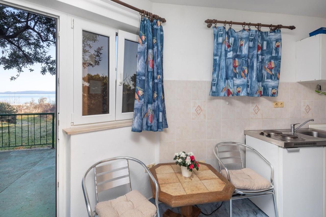 Duće Beach Apartments "Bili Cvitak" מראה חיצוני תמונה